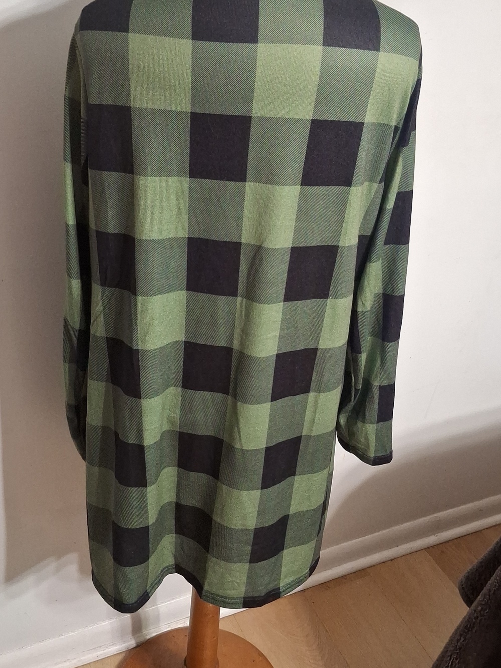 Shein/ Green & Black Plaid Cardigan- W Sz 0 XL/ 12 - Picture 4 of 5
